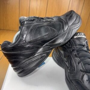 Nike Air Monarch IV Triple Black Training Shoes Mens 11.5 D 415445-001